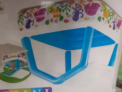 مسبح اطفال مع غطاء 2