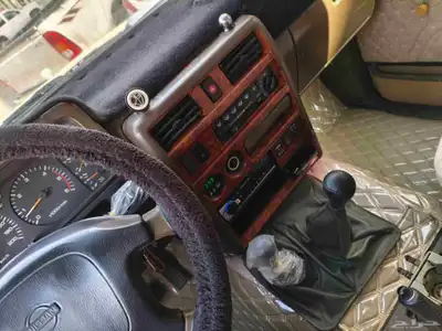 نيسان سفاري 1997 7