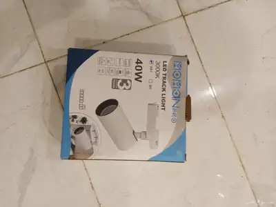 للبيع شبك وقزاز وطاولة 9