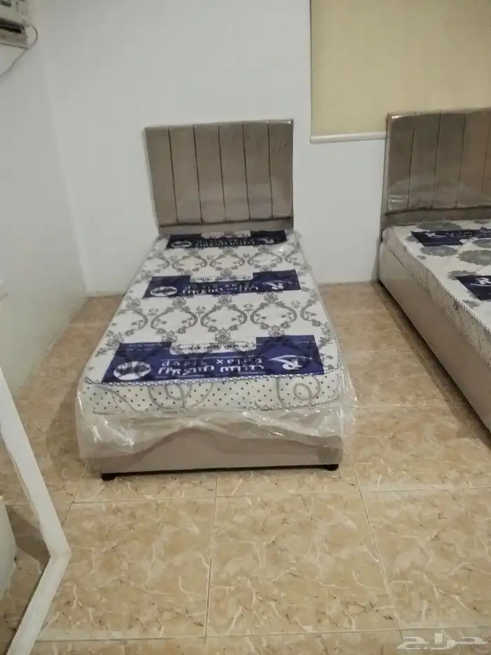 السرير و دواليب خشب جديد 11