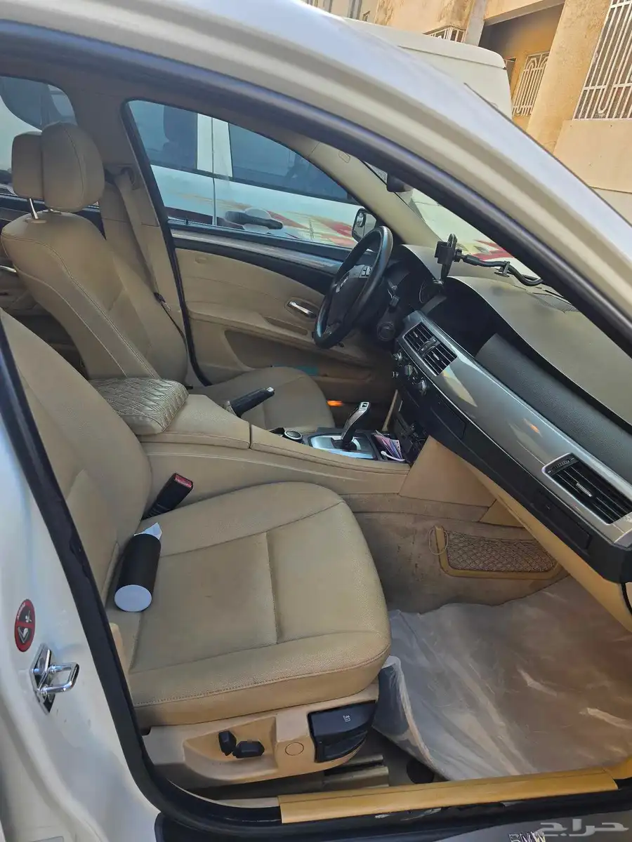 BMW 520i 2009 4