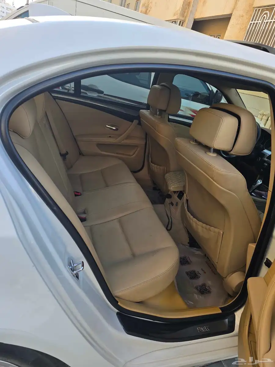 BMW 520i 2009 5