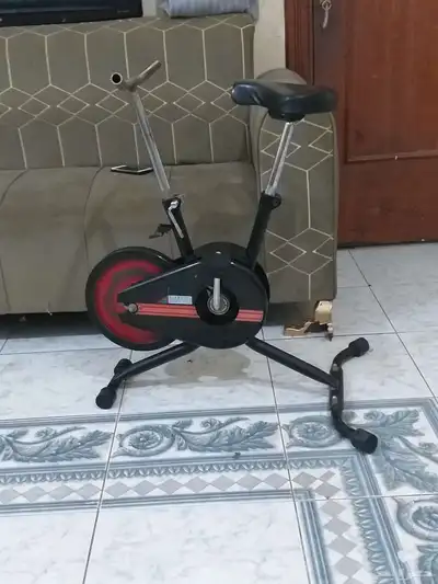 دراجه رياضيه نضيفه 0
