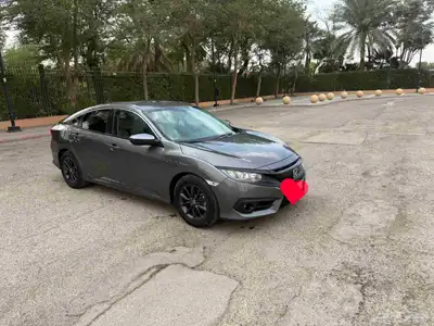 Honda civic 2020 semi loaded 0