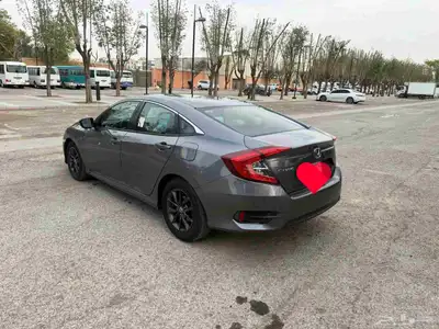 Honda civic 2020 semi loaded 7