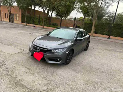 Honda civic 2020 semi loaded 2