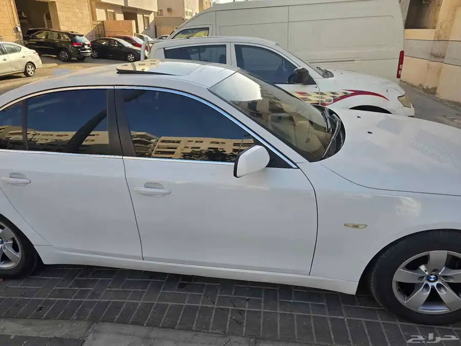 BMW 520i 2009 6