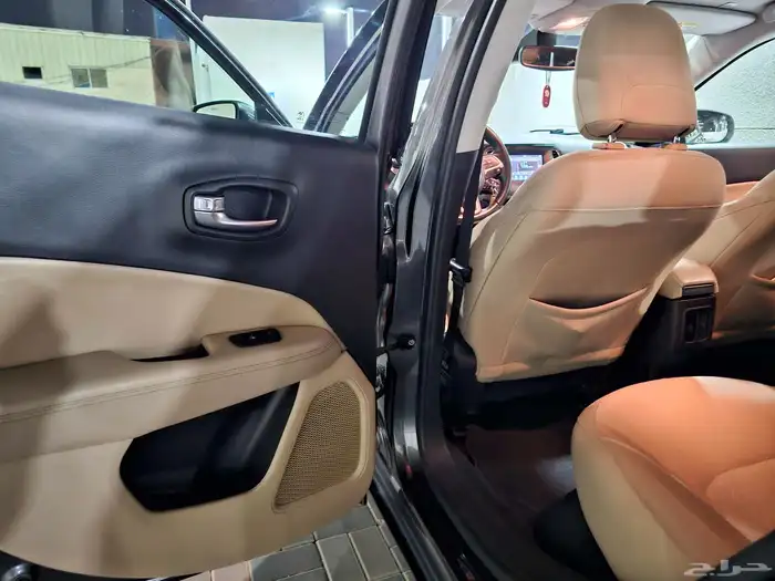 جيب كومباس 2019 ممتازة Jeep compass 2019 10
