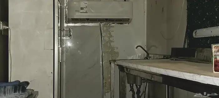 فودترك لبيع او للاجار يوجد معه ماطوركهرباء مكيف اسبلت وثلاجه 3