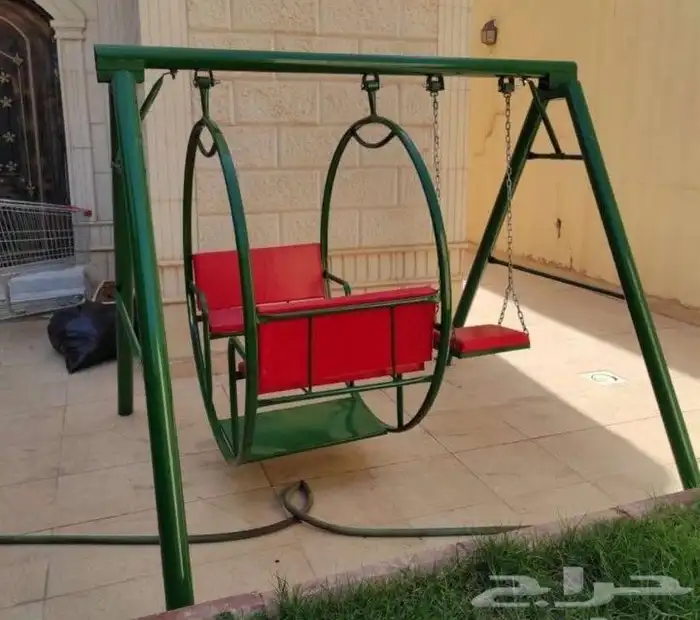 في مرجيحه صيني وطني بلاستي حديد كله في كراسي جلسه كله في 7