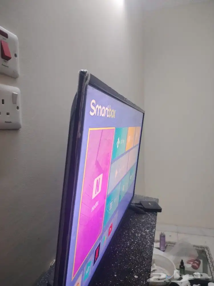 شاشه للبيع 4