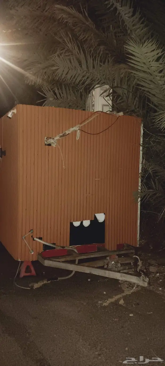 فودترك لبيع او للاجار يوجد معه ماطوركهرباء مكيف اسبلت وثلاجه 4