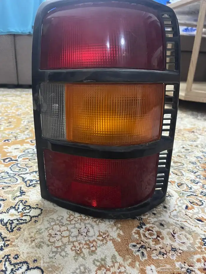 اصطب سيارة 0
