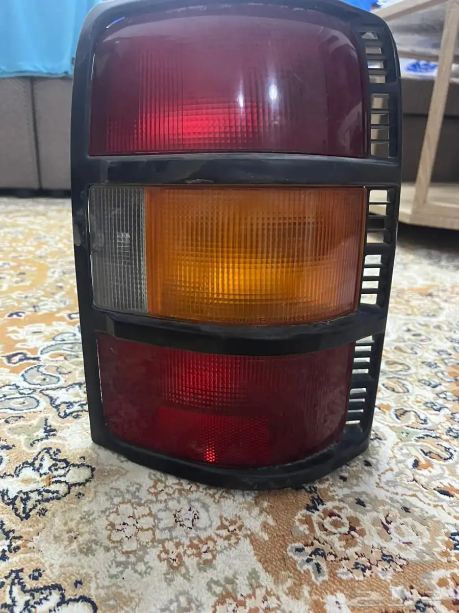 اصطب سيارة 0