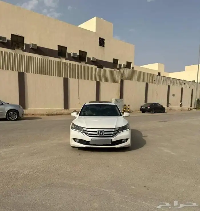 هوندا أكورد 2015 للبدل بجيب فقط 0