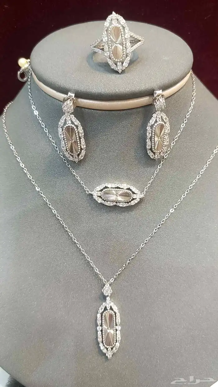 طقم فضه ملكي فاخر 4