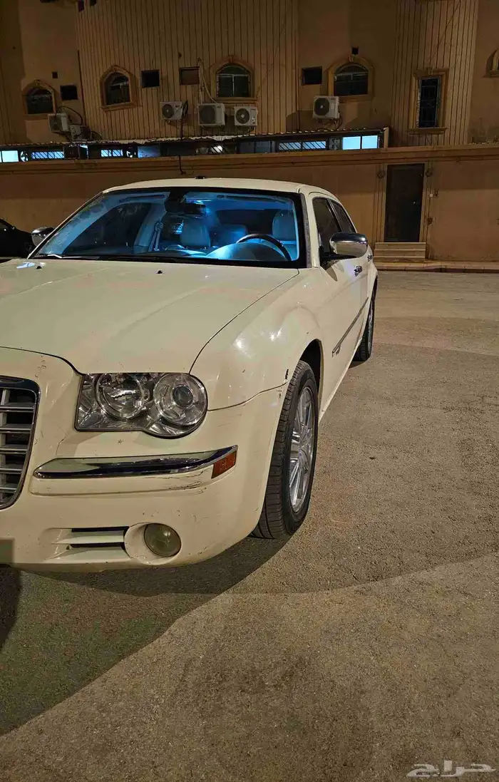 كرايزلر C300 2008 5