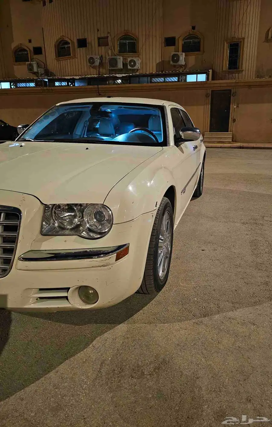 كرايزلر C300 2008 5
