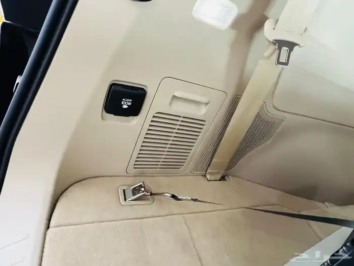لاند كروزر VX خليجي 2025 10
