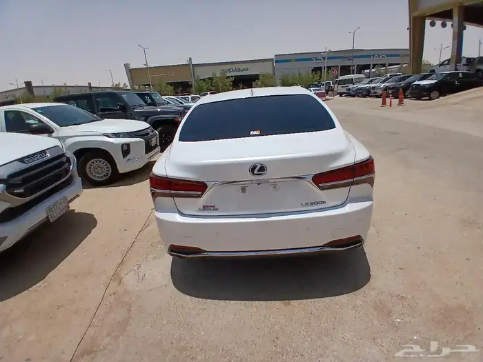 لكزس LS500 هايبرد 5