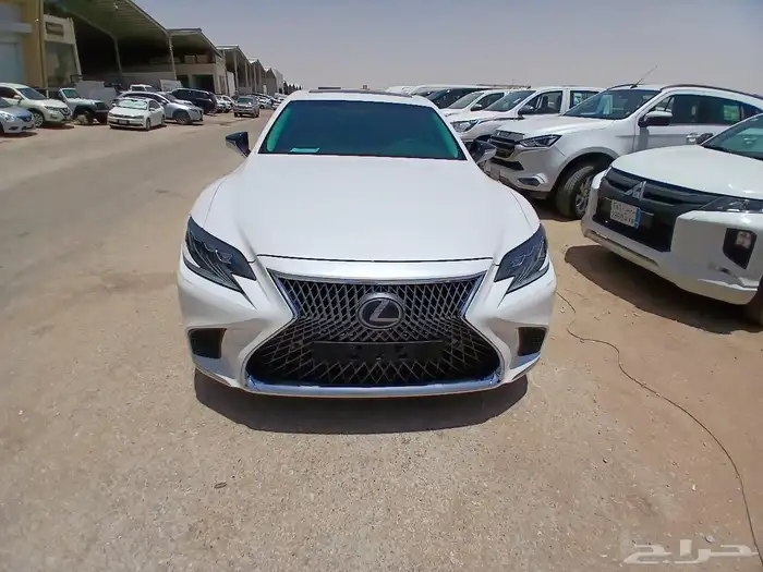 لكزس LS500 هايبرد 0