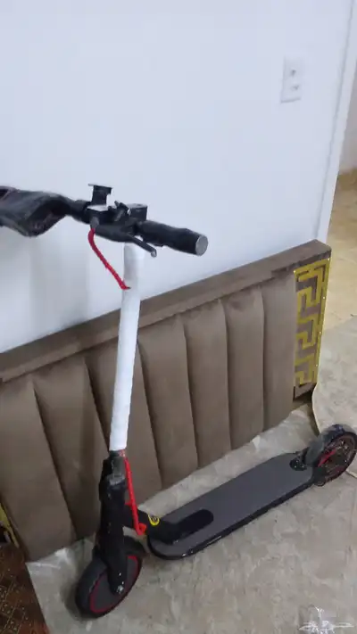 سكوتر كهربائي يمشي70 0