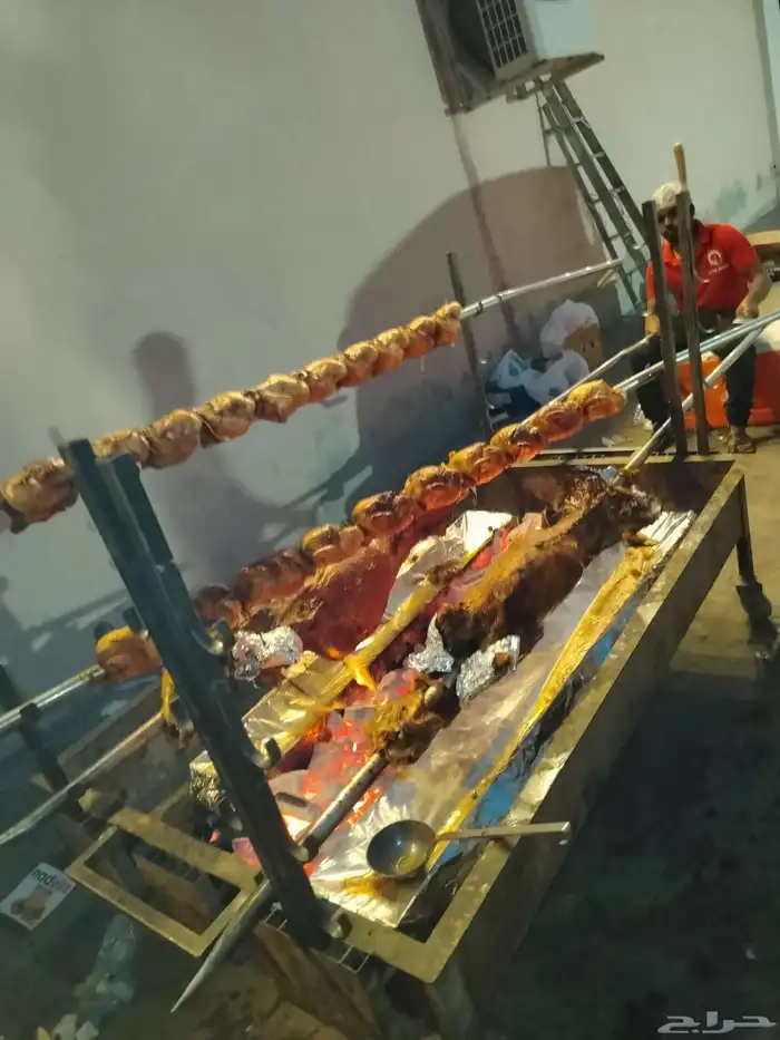 عثماني  عند الطلب يتم تقديم   رز بشاور بالزبيب و المكسرات 3