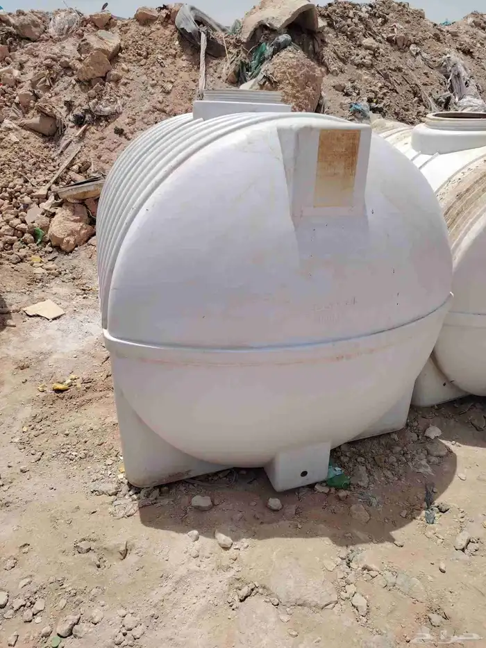 عرض خزانات مستعمل شبه جديد جميع شركات الوطني جميع المقاس على 1