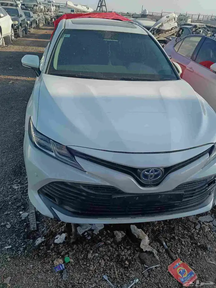 تشليح كامري 2020 هايبرد لبيع قطع غيار فقط 8