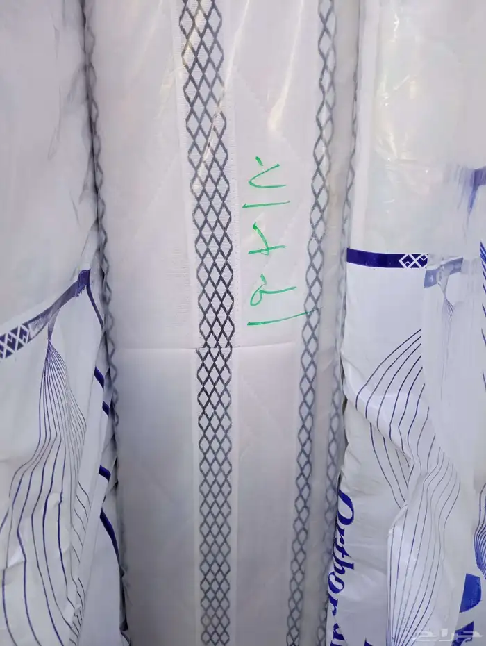 مراتب طبية ومفارش وبطانيات ومخدات واسره خشب و حديد 6