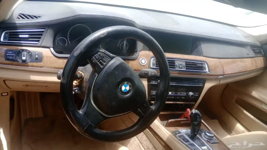 بي ام دبليو 520i bmw تشليح BMW الفئة الخامسة 4