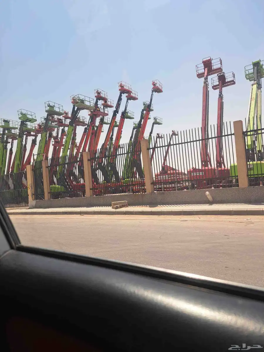forklift and cranes for rent 7