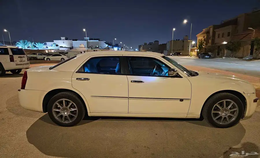 كرايزلر C300 2008 1