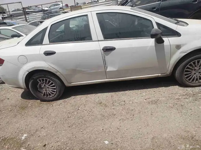 Fiat Linea model-2013 1