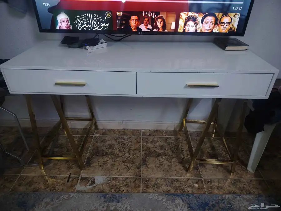 فرش اثاث للبيع موجود بلعزيزية 1