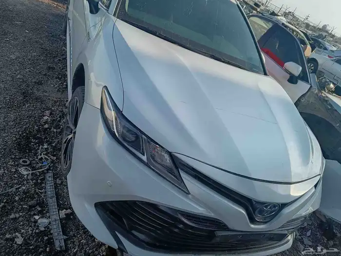 تشليح كامري 2020 هايبرد لبيع قطع غيار فقط 1