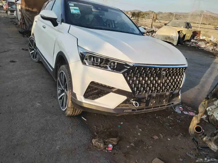 يوجد قطع غيار سيارة فاو تي77 0