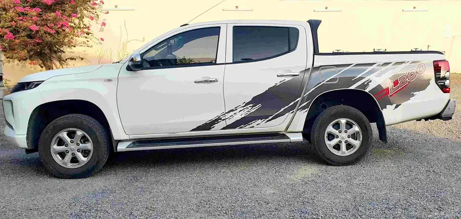 ميتسوبيشي L200 0