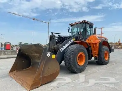 دنابر للأيجار 2023 الحجم 745 وجميع المعدات بوكلينات وشيولات 6