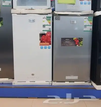 ثلاجات كبيره وسط ثلاجه صغيره ثلاجة صغيرة باب زجاج عرض شفاف 3 0