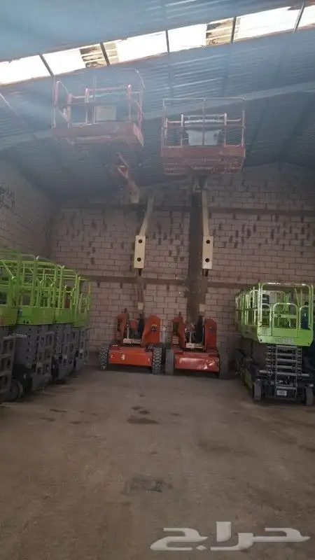 ScissorLift Caesarlift  manlift forklift  Crane  For rent 2