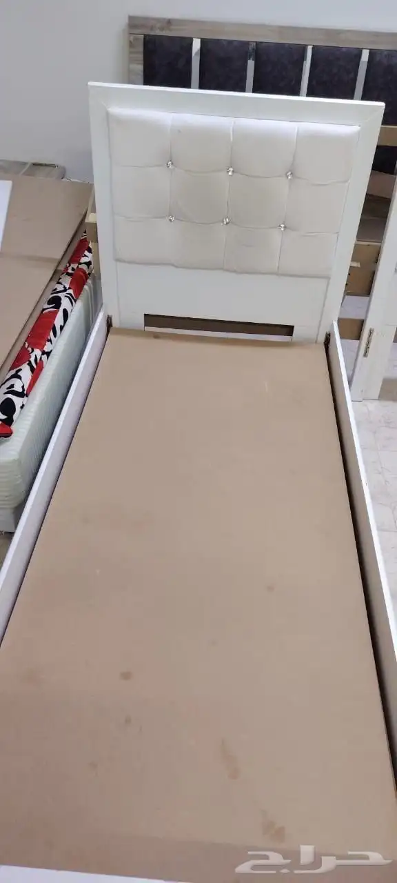 سريرين نفر سرير دبل كنب شكل L مكواه 0