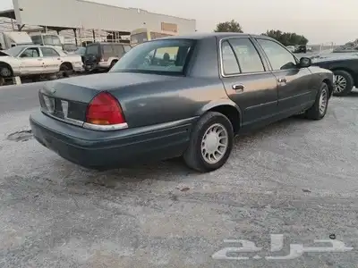 فورد فكتوريا تشليح 2002 3
