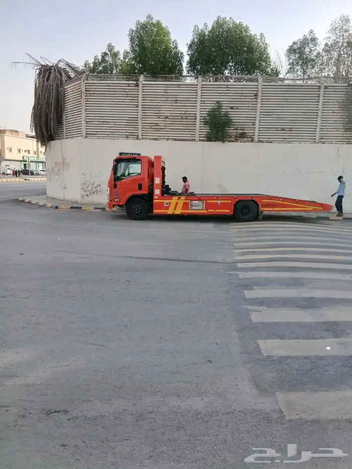 سطحه داخل وخارج الرياض 0