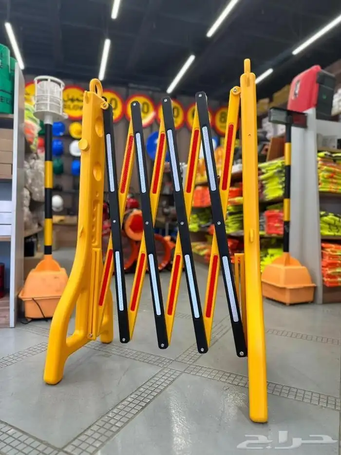 معدات امن وسلامة طفايات حريق ملابس ومستلزمات الحماية للعمال 4