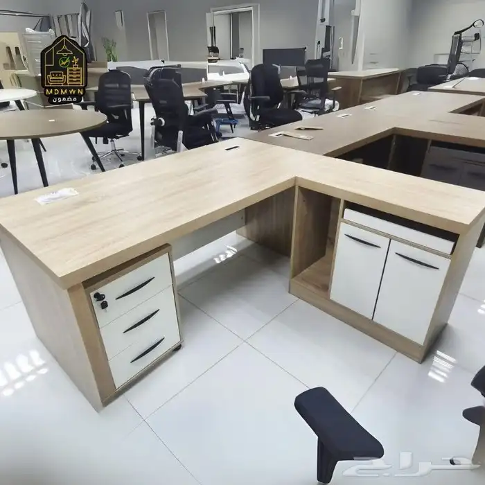 مكاتب عصرية بتصاميم مميزة 18