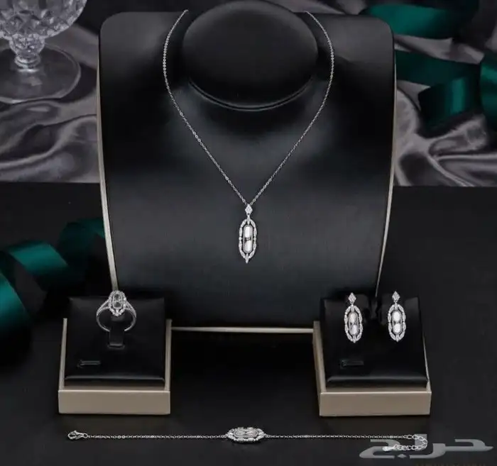 طقم فضه ملكي فاخر 0