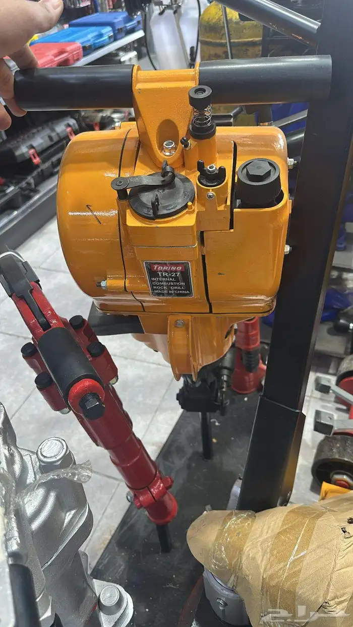 ماكينة لحام كبير نطاط دكاكة هزاز مكينة قص ازفلت 4