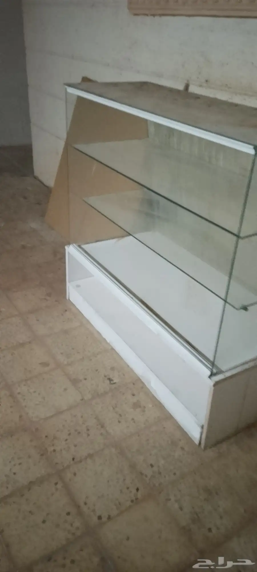 طاوله رفوف 1