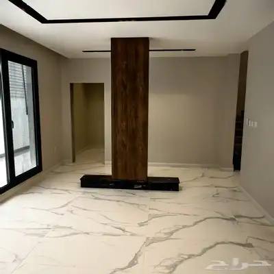 سوريين محترفين بتركيب جميع انواع الديكور و البلاط 2